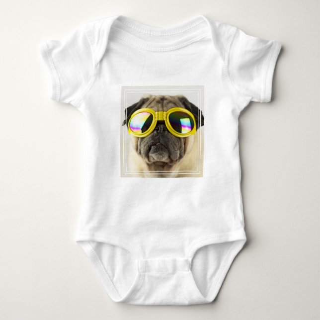 Pug med Goggles T Shirt (Framsida)