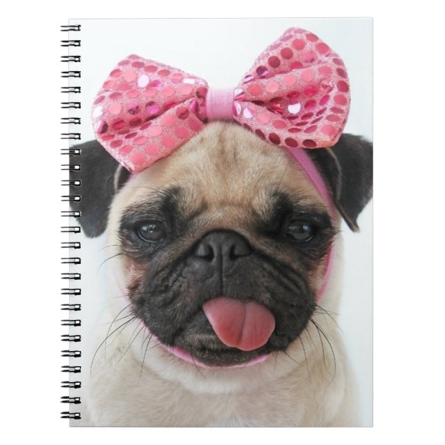 Pug med Rosa Bow Anteckningsbok (Framsidan)