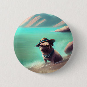Pug som njuter av att måla på strand knapp