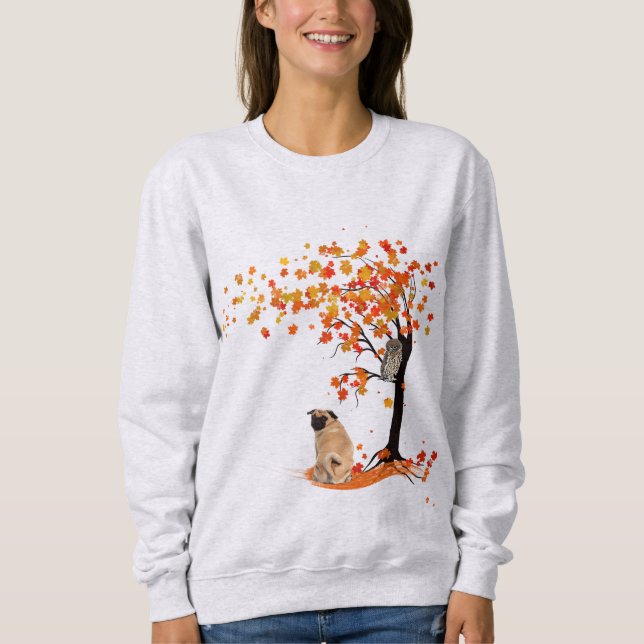 Pug Uggla och Fall Träd Pug Owner Funny Pug Autumn T Shirt (Framsida)