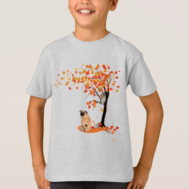 Pug Uggla och Fall Träd Pug Owner Funny Pug Autumn T Shirt (Framsida)