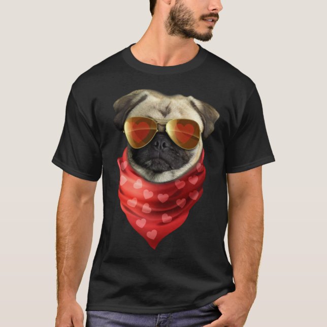 Pug  Valentines Day Heart Cute Valentine  Dog T Shirt (Framsida)