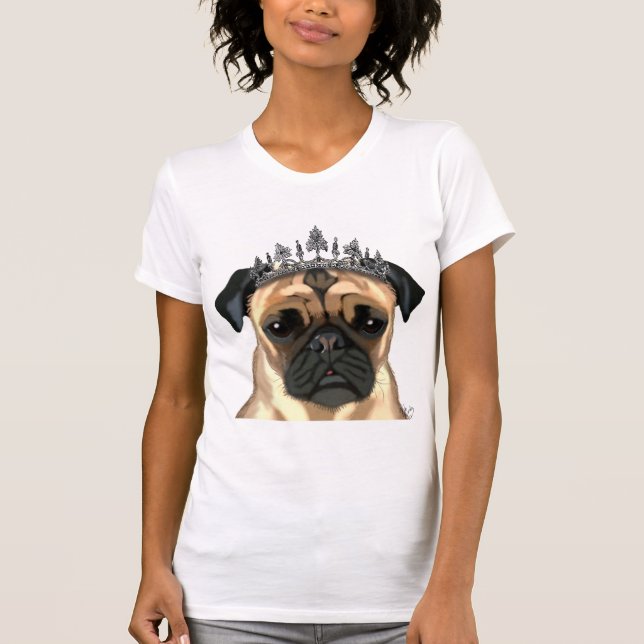 Pug with Tiara Tee Shirt (Framsida)
