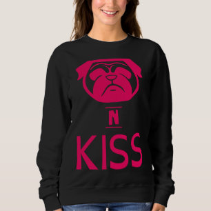 Pugs! Pug and Kiss - hund kisses - xoxo - puglove T Shirt