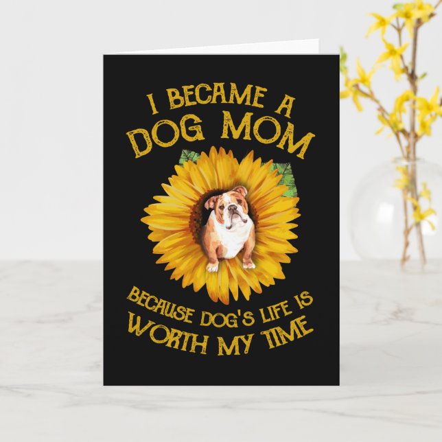 Pulldog Inuti Solros En Hundmamma Hundliv Presente Kort (Gul blomma)