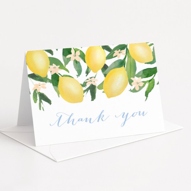 Pulverblå Citrus Baby- eller Bröllopsfest Lemons Tack Kort (Baby boy shower thank you card featuring watercolor lemons and blossoms and blue calligraphy font)