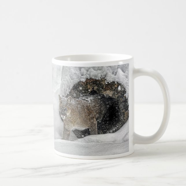 Puma i snö kaffemugg (Höger)