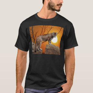 Puma på solnedgången t-shirt