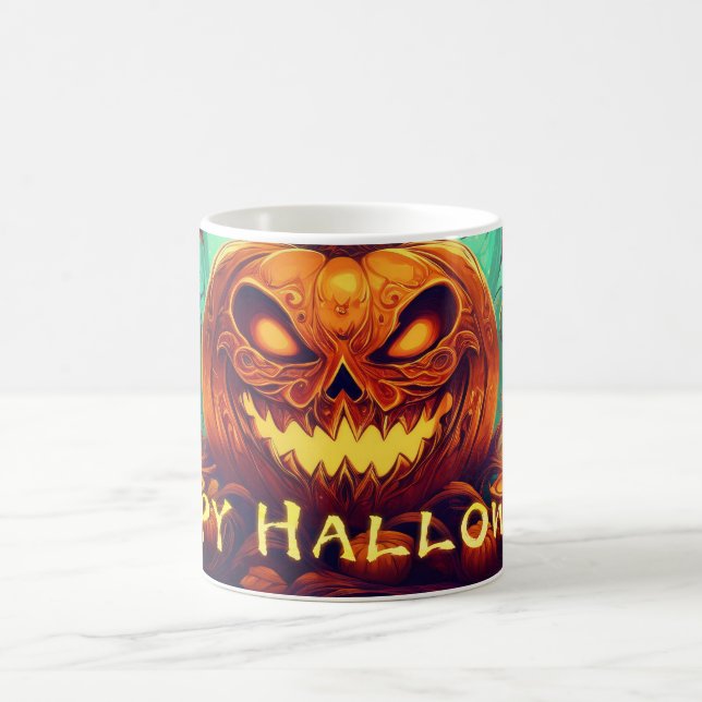Pumpa med läskigt ansikte bland ljus, Halloween Kaffemugg (Center)