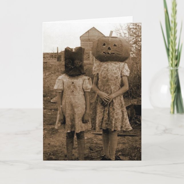 Pumpaflicka med den svart säcken kort (Framsida)