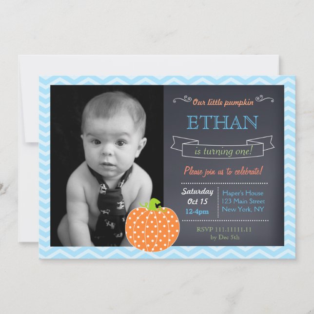 Pumpkin Chalkboard Birthday-inbjudningar Inbjudningar (Framsida)