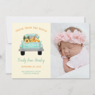 Pumpkin in Vintage Lastbil Fall Photo Baby Birth Meddelande