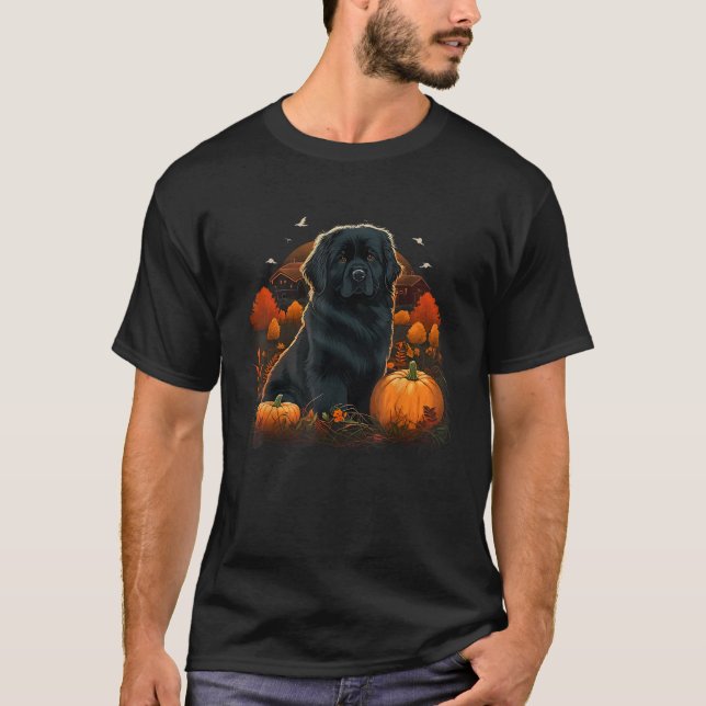 Pumpkin Newfie Hund costume på Newfoundland Hund H T Shirt (Framsida)