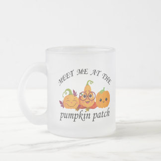 Pumpkin Patch Äventyr: Fall Tee Frostad Glasmugg