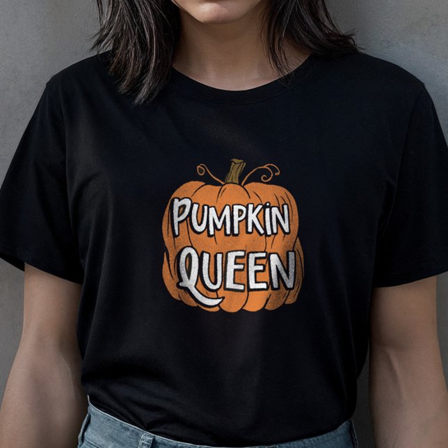Pumpkin Queen Fall Halloween T-Shirt (Pumpkin Queen Halloween T-Shirt)