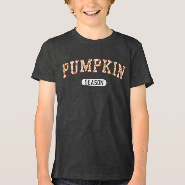 Pumpkin Season - Höstgrafiktecken T Shirt (Framsida)