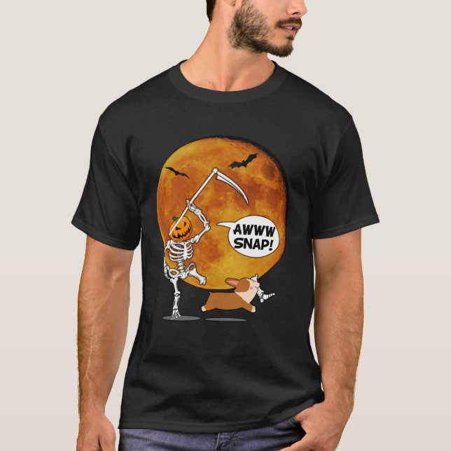 Pumpkin Skeleton Broken Leg Halloween Corgi Reaper T Shirt (Framsida)