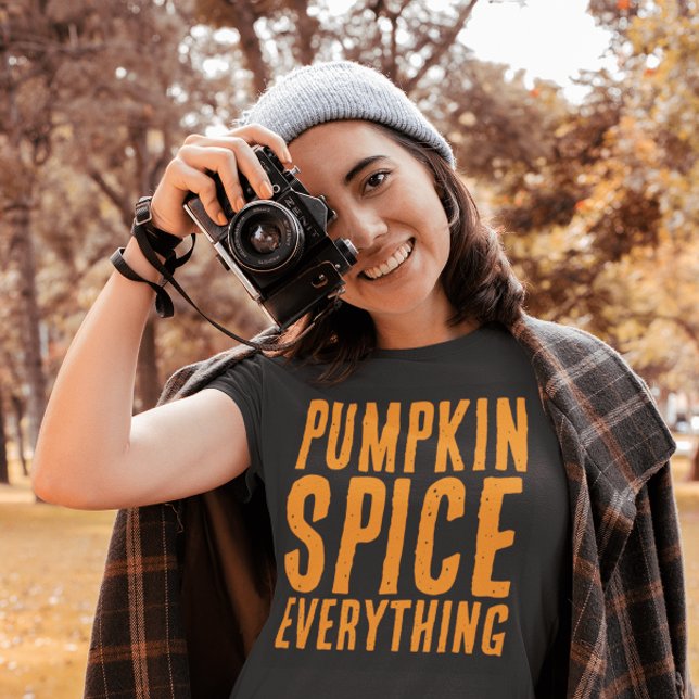 PUMPKIN SPICE ALLT PÅ HÖGST T-SHIRTS (Skapare uppladdad)