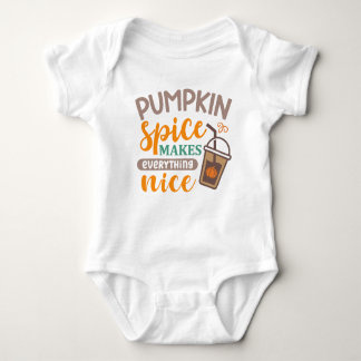 Pumpkin spice gör allt gott t shirt