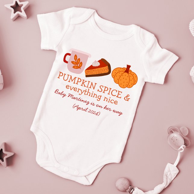 Pumpkin Spice Grandparent-Gravid-meddelande T Shirt (Skapare uppladdad)