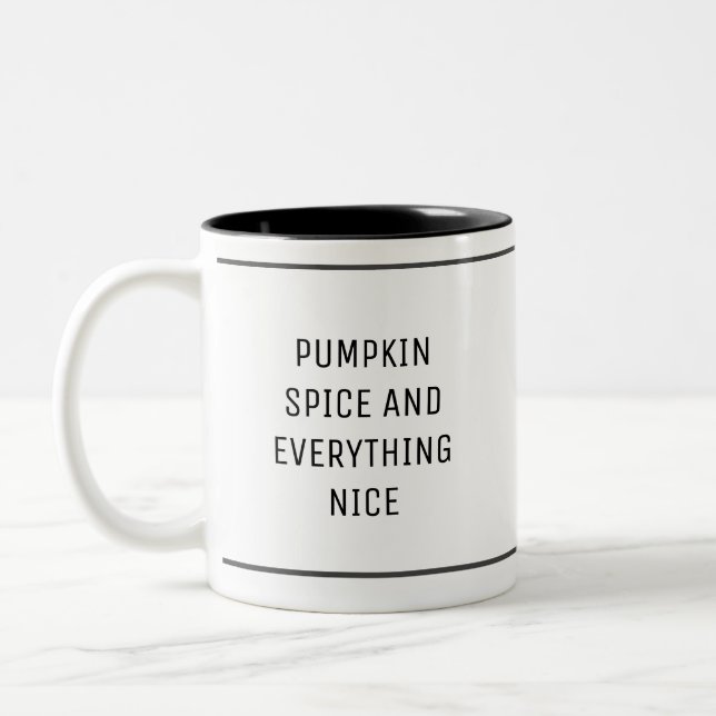 Pumpkin Spice Simple Fall Quote Två-Tonad Mugg (Vänster)