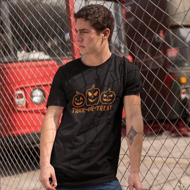 Pumpkin Trio: Classic Trick eller Treat T Shirt (Skapare uppladdad)