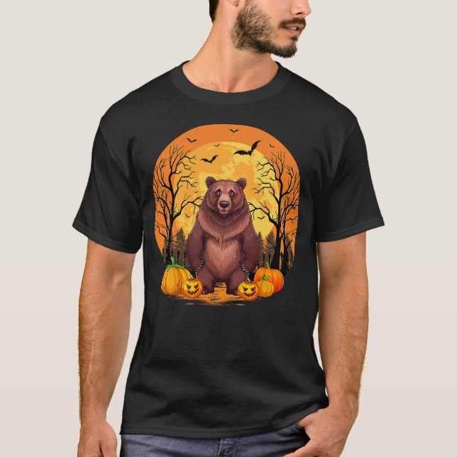 Pumpkin With Funny Halloween Costume Grizzly Bear  T Shirt (Framsida)