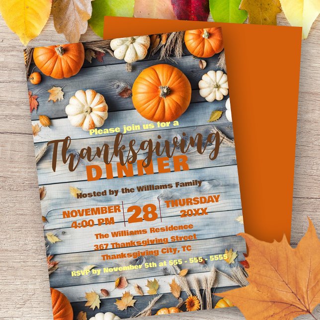 Pumpor och Löv på Barn Wood Fall Thanksgiving Inbjudningar (Skapare uppladdad)