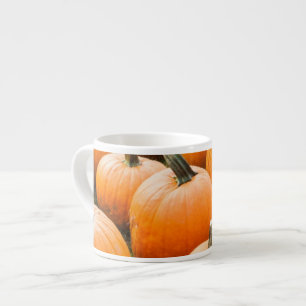 Pumpor som är till salu på en bonde, marknadsför espressomugg