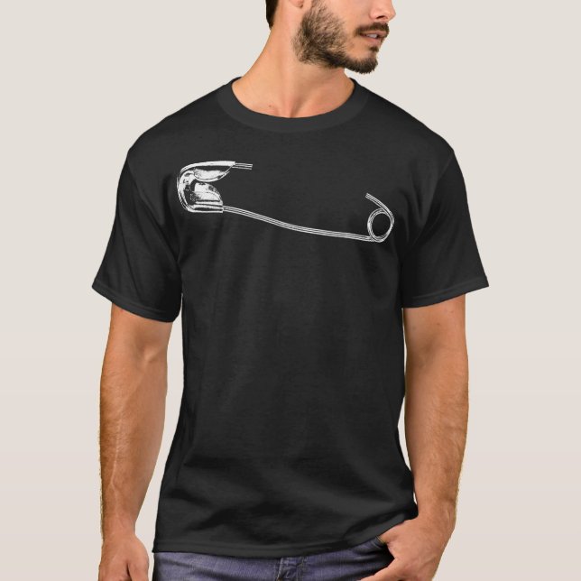Punk Goth Safety Pin T Shirt (Framsida)