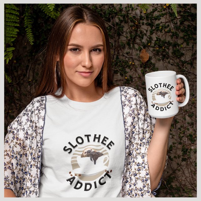Punny Sloth och Coffee Älskare T Shirt (Skapare uppladdad)