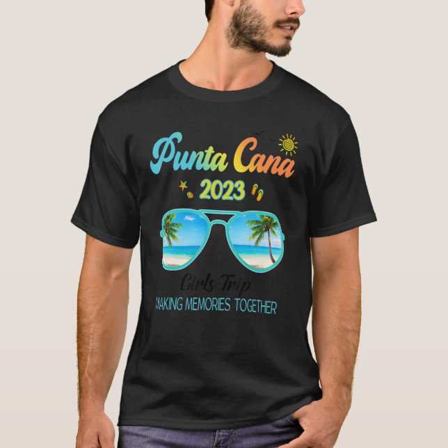 Punta Cana Dominican Republic Family Trip 2023 Out T Shirt (Framsida)