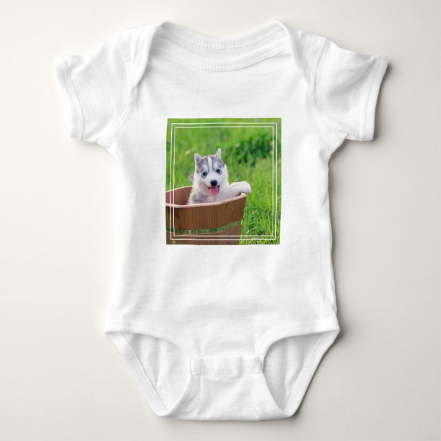 Puppen i Siberian husky i en pott T Shirt (Framsida)