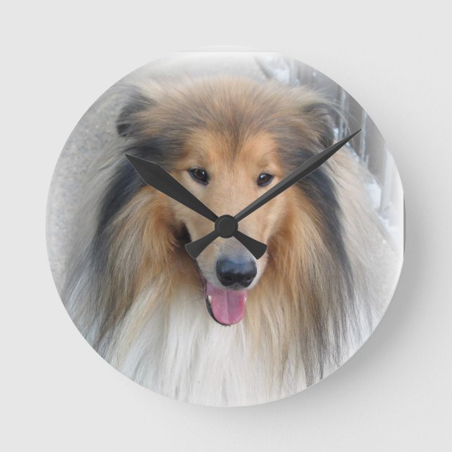 Puppy Hund Lassie Clock Rund Klocka (Framsida)