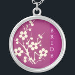 Purle Flower Bride Silverpläterat Halsband<br><div class="desc">Utformning av roligten för bruden till bäran under alla festligheter runt bröllop!</div>