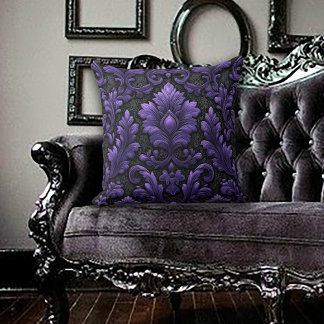 Purple and Black Damask Patterned  Kudde