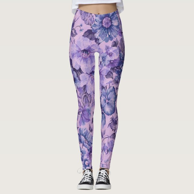 Purple and Pink Flowers on Lavender Background Leggings (Framsida)