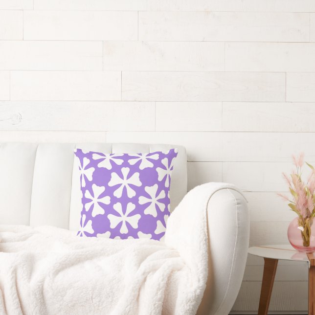 Purple and White Modern Geometric Floral Pattern Kudde (Soffa)