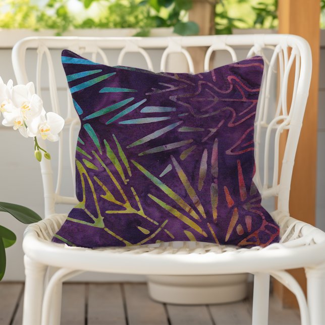 Purple Boho Batik Foliage Pattern Kudde (Skapare uppladdad)