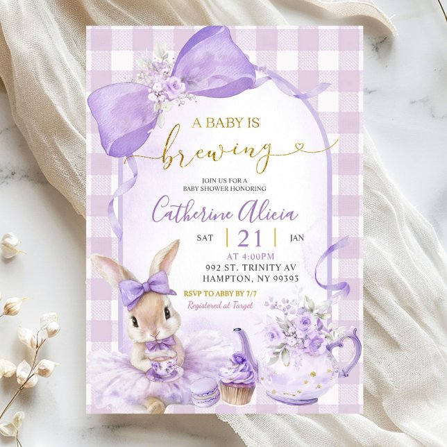 Purple Gingham Coquette Bunny Brew Tea Baby Shower Inbjudningar (Skapare uppladdad)