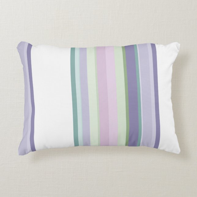 Purple, Neptune, sea green, and Lavender stripes Prydnadskudde (Framsidan)