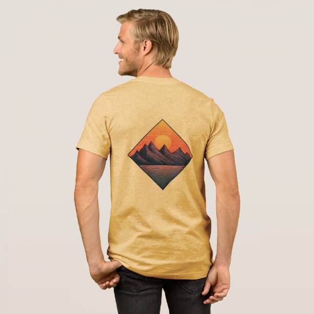  Purple Peaks at Sunset T Shirt (Baksida full)
