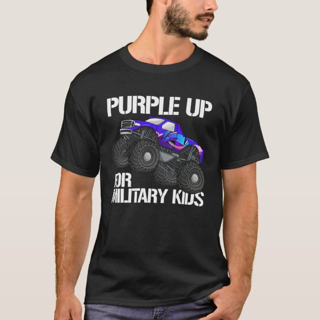 Purple Up For Military Kids Monster Truck Boys Pur T Shirt (Framsida)