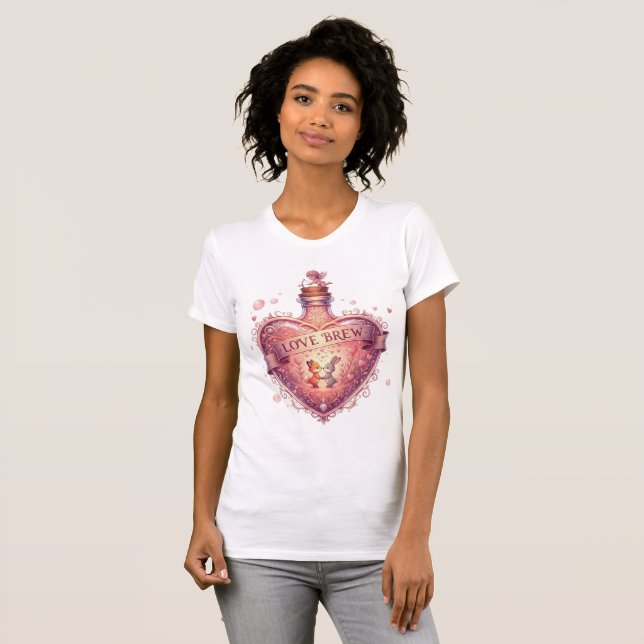 Purple Watercolor Heart with Butterfly T-Shirt (Hel framsida)