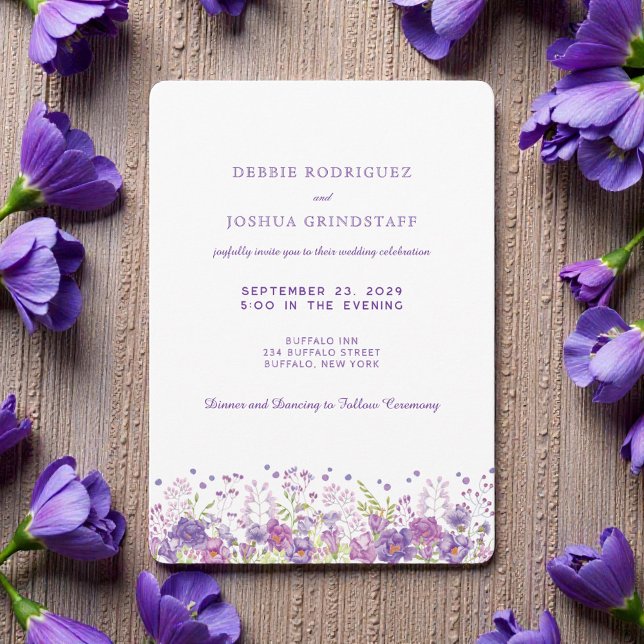 Purple Wildflowers Wedding Invitation  Inbjudningar (Skapare uppladdad)
