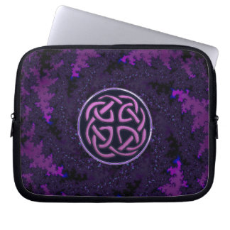 Purpurfärgad Celtic fnurraFractaldesign Laptop Fodral