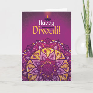 Purpurfärgad dekorativ rangoli för lycklig diwali kort