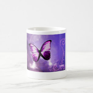 Purpurfärgad fjäril kaffemugg