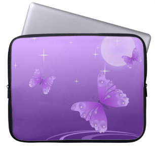 Purpurfärgad fjäril på den daggiga sjön laptop fodral