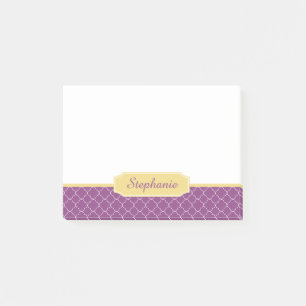 Purpurfärgad och guld- Quatrefoil Monogram Post-it Block